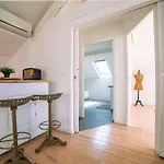 Apartment Aura By Halldis