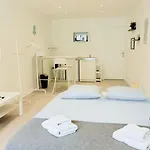 Aura By Halldis * Cannes