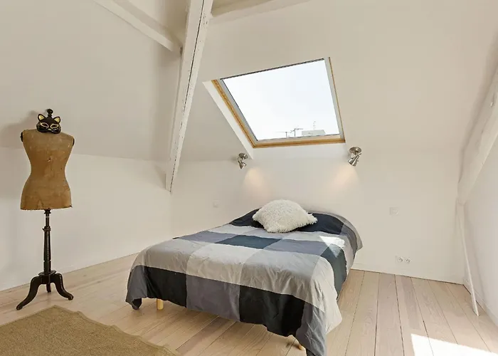 Aura By Halldis * Cannes