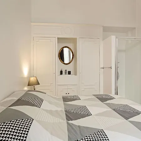 Aura By Halldis * Cannes