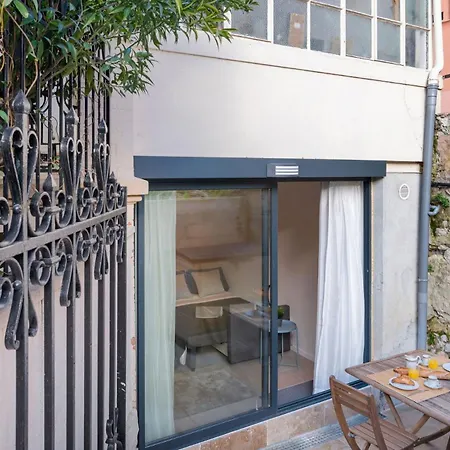 Aura By Halldis Cannes