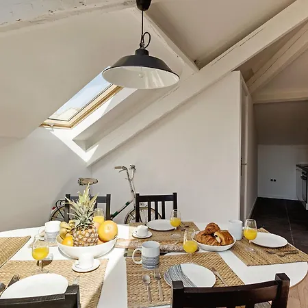 Aura By Halldis Канны